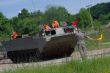 Trebiovsk tankisti prekonali vodn prekku na Leti 3
