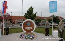 Odhalenie pamtnka prvm mierotvorcom v Seredi